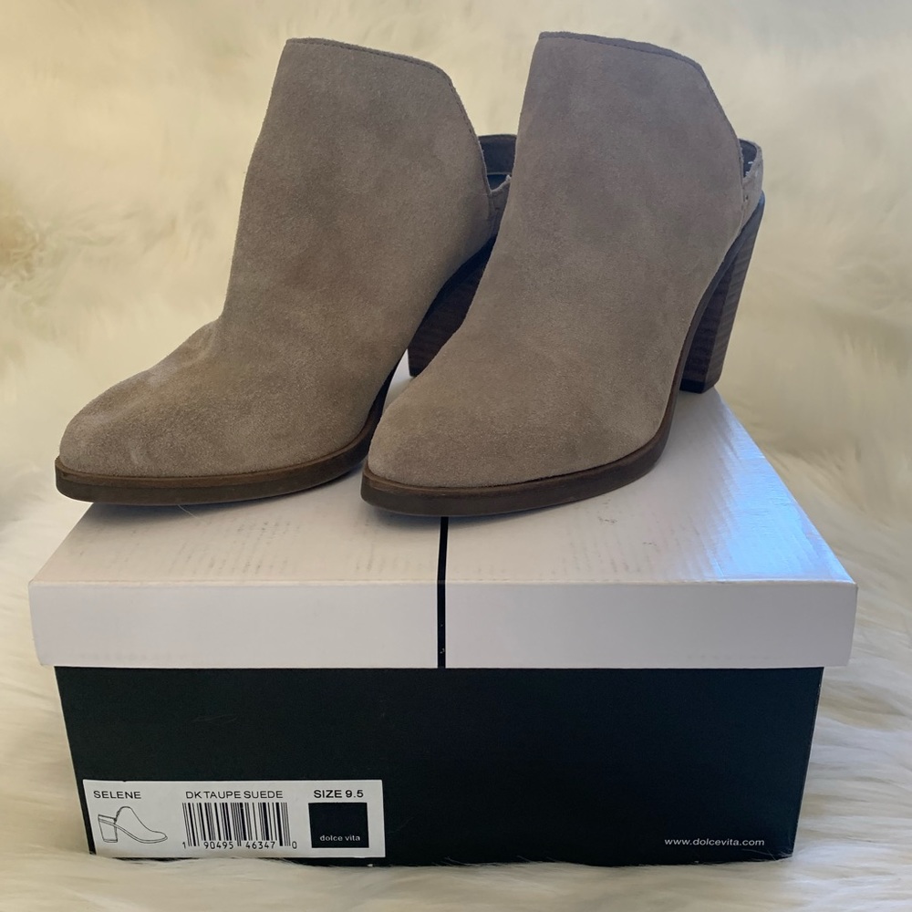 Dolce Vita Taupe Suede heeled Mule Size 9.5